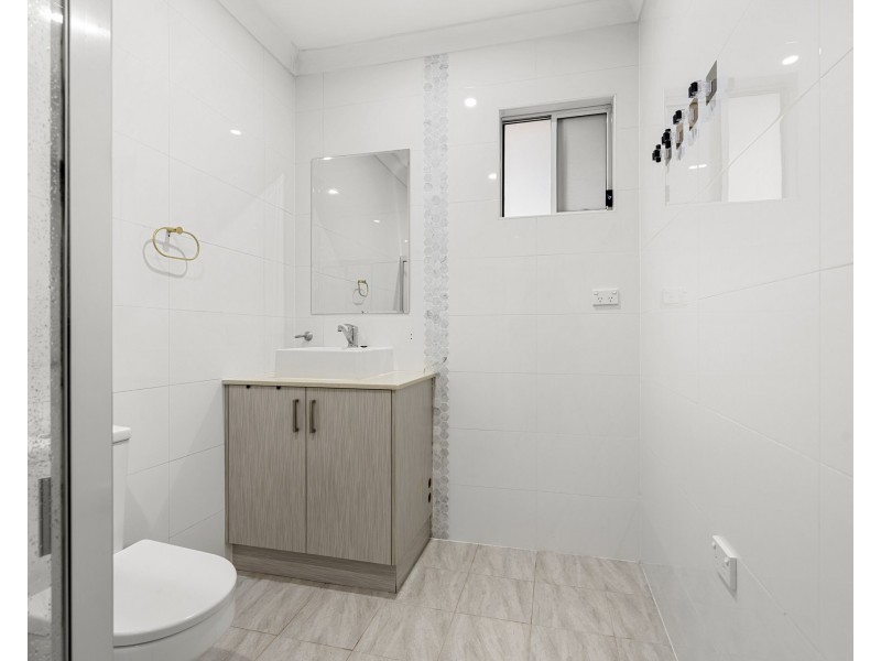 11a Oakborne Road, Liverpool NSW 2170