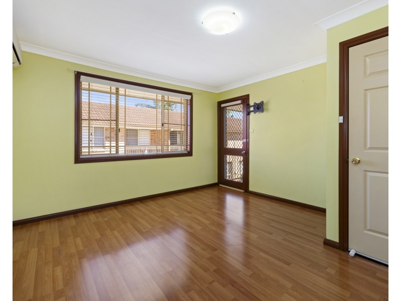 6/8 Thelma Street, Lurnea NSW 2170