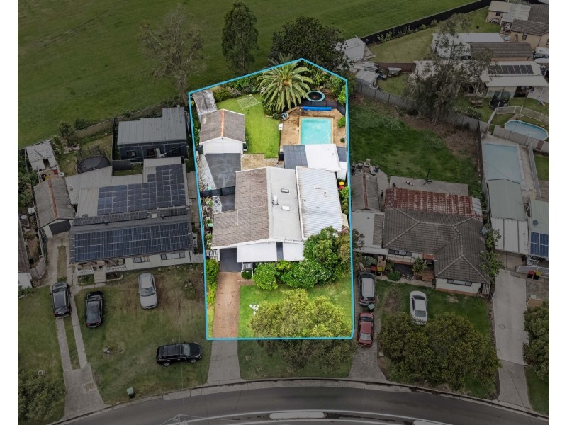 34 Amalfi Street, Lurnea NSW 2170