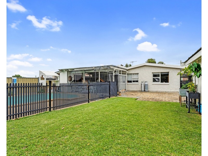 34 Amalfi Street, Lurnea NSW 2170