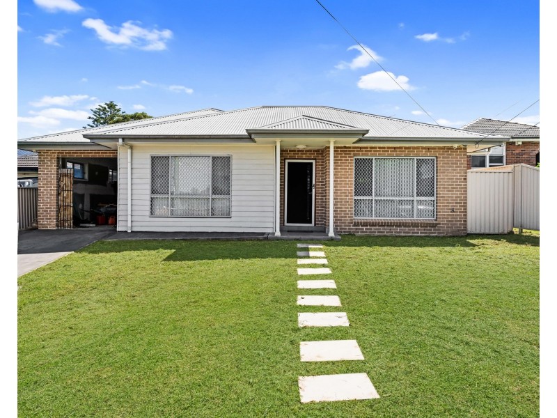 120 Gabo Crescent, Sadleir NSW 2168