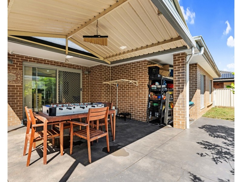 120 Gabo Crescent, Sadleir NSW 2168