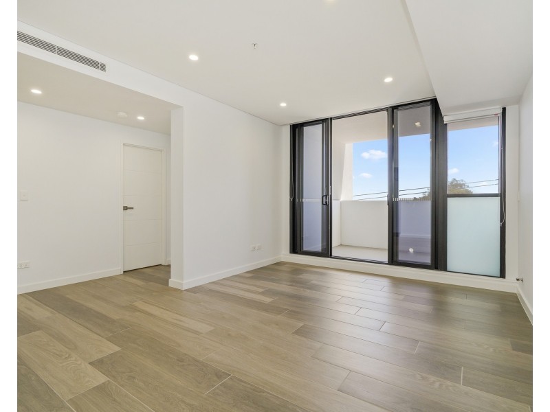 403/4 Hoxton Park Road, Liverpool NSW 2170