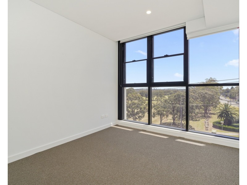 403/4 Hoxton Park Road, Liverpool NSW 2170