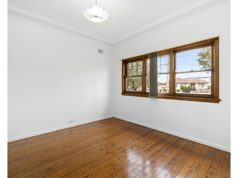 37 Grimson Crescent, Liverpool NSW 2170