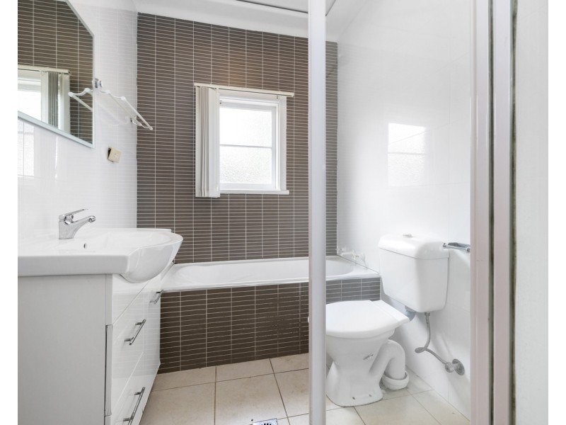 37 Grimson Crescent, Liverpool NSW 2170