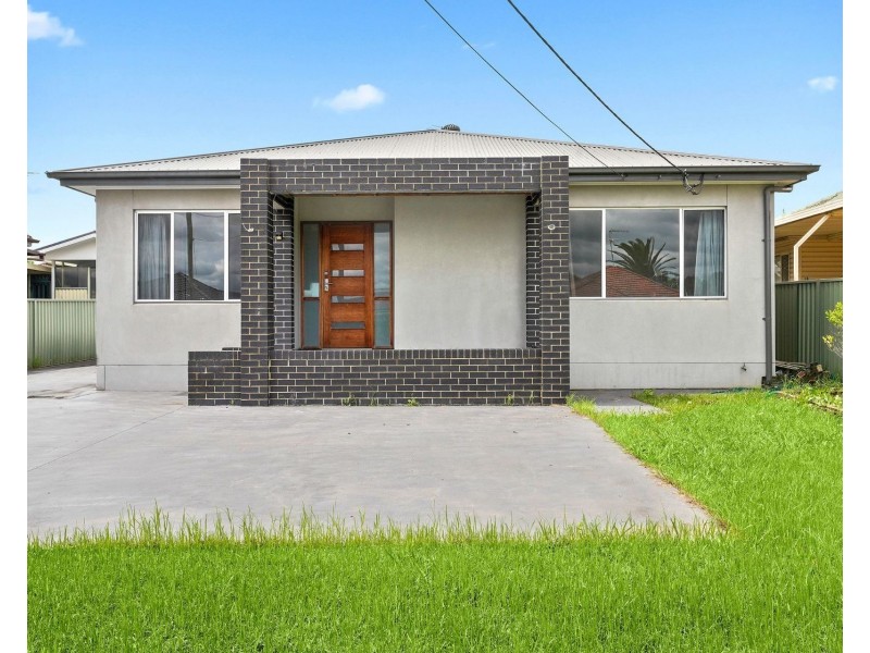 14 Dunbier Avenue, Lurnea NSW 2170