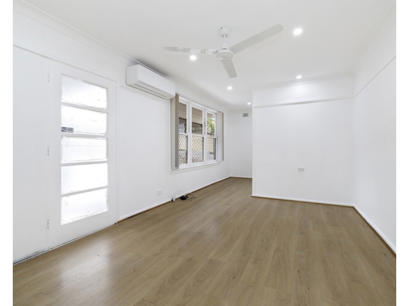 30 Oliphant Street, Mount Pritchard NSW 2170