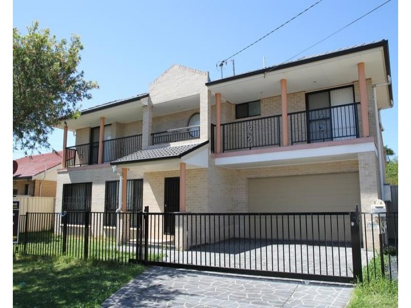 2A Canberra Avenue, Casula NSW 2170