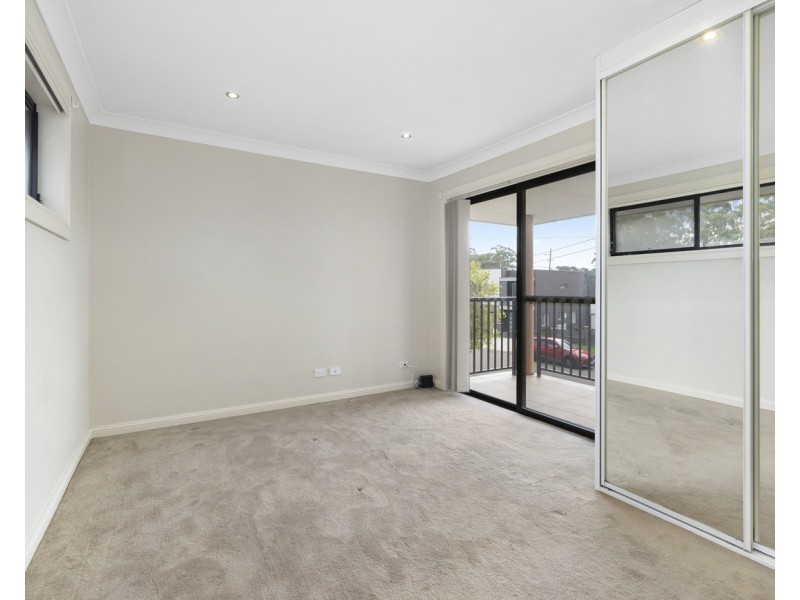 2A Canberra Avenue, Casula NSW 2170