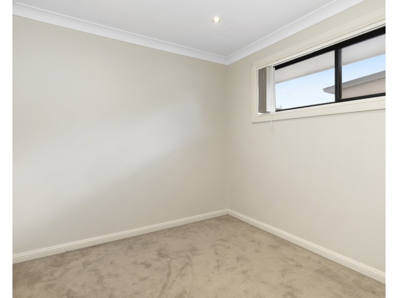 2A Canberra Avenue, Casula NSW 2170