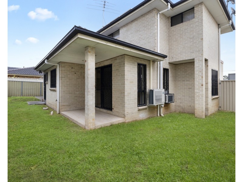 2A Canberra Avenue, Casula NSW 2170