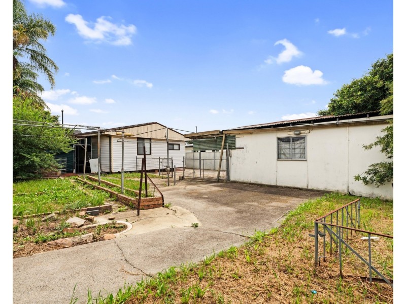 14 Barham Street, Heckenberg NSW 2168