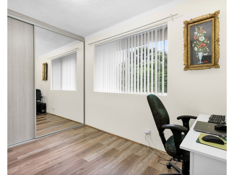 14/4 Forbes Street, Warwick Farm NSW 2170