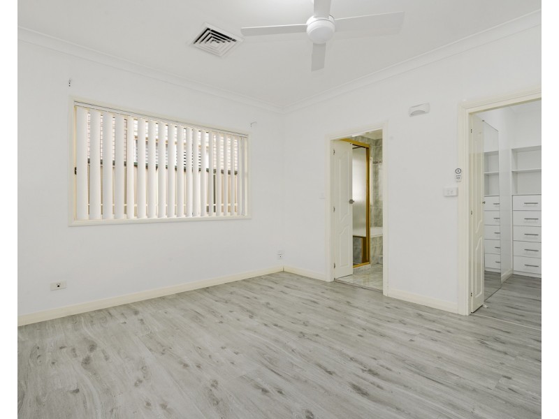 5 Aspen Close, Prestons NSW 2170