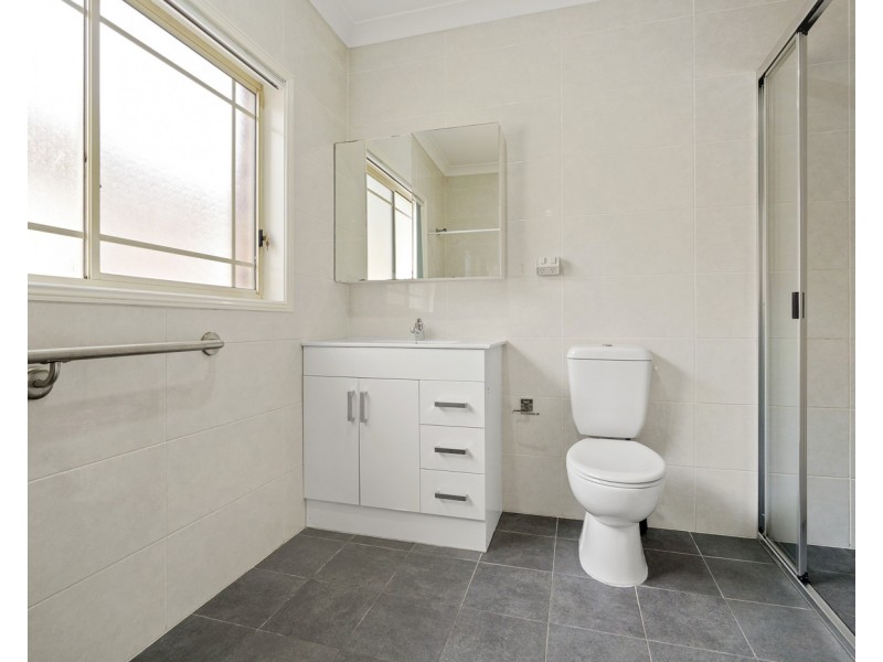 5 Aspen Close, Prestons NSW 2170