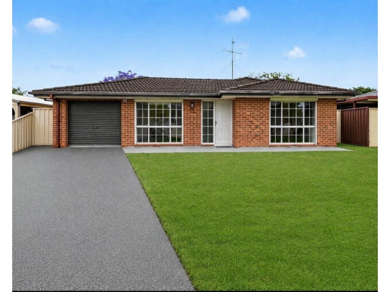 23 Watkins Crescent, Currans Hill NSW 2567