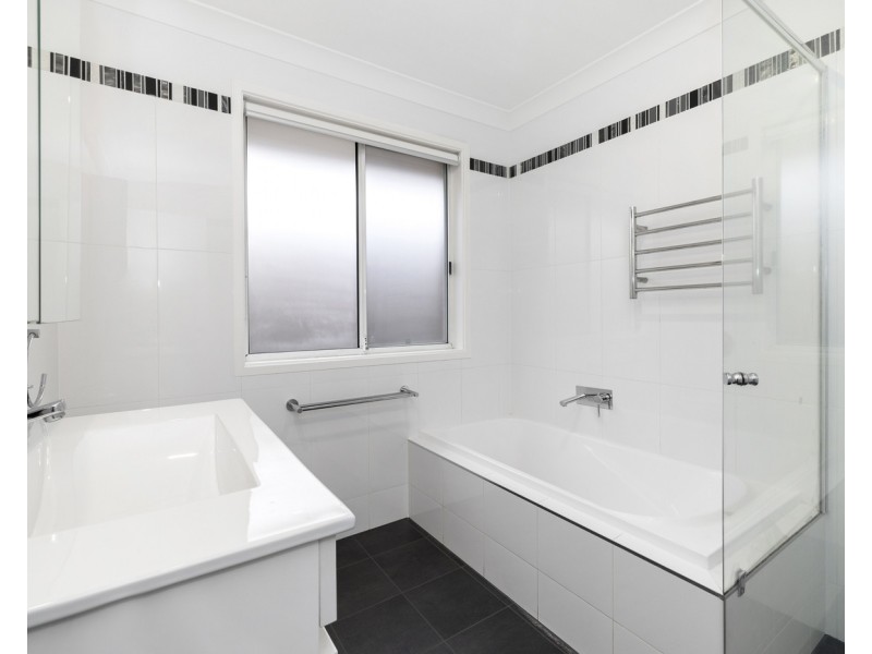 23 Watkins Crescent, Currans Hill NSW 2567