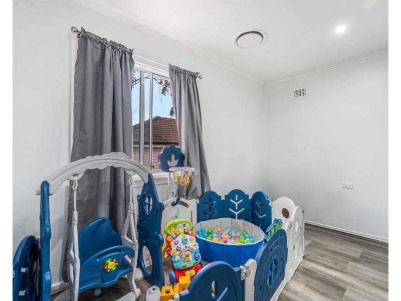 38 Lyndley Street, Busby NSW 2168