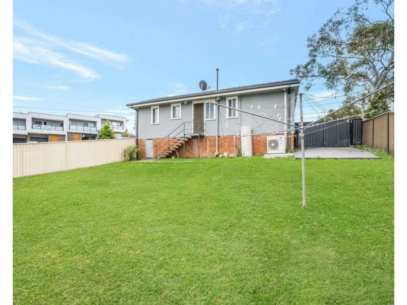 38 Lyndley Street, Busby NSW 2168