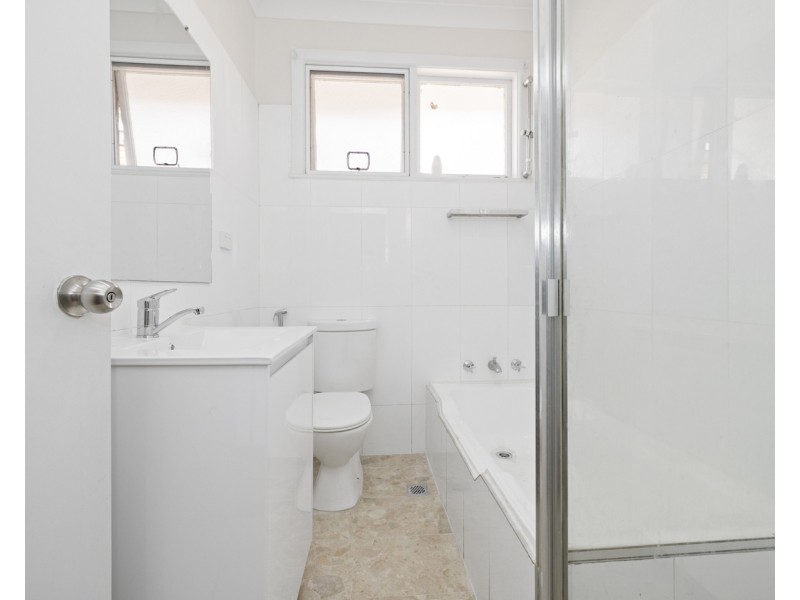 6 Reilly Street, Liverpool NSW 2170