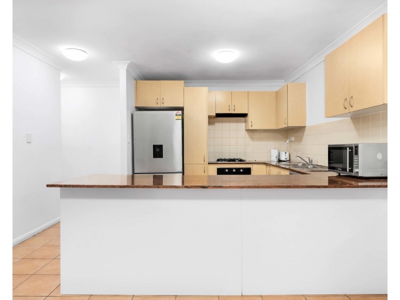8/9 Elizabeth Street, Liverpool NSW 2170