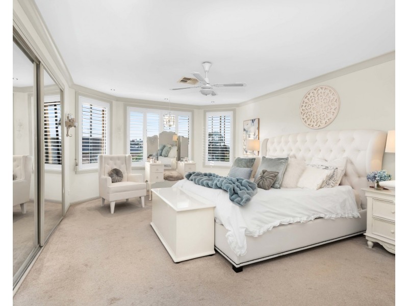 75 Mannow Avenue, West Hoxton NSW 2171