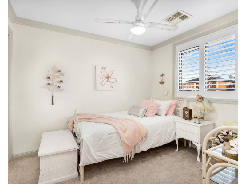 75 Mannow Avenue, West Hoxton NSW 2171