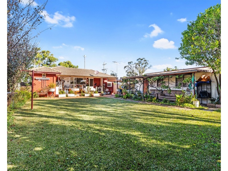25 Vincent Avenue, Liverpool NSW 2170