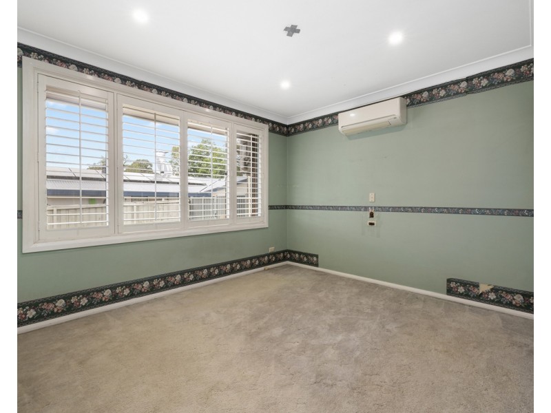 23 Atchison Road, Macquarie Fields NSW 2564