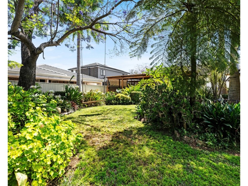 164 Graham Avenue, Lurnea NSW 2170