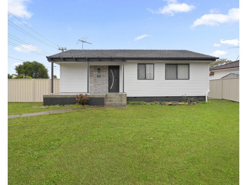 65 Gabo Crescent, Sadleir NSW 2168