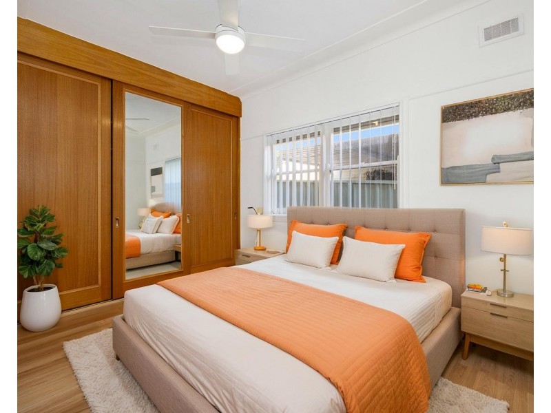 96 Canterbury Road, Glenfield NSW 2167