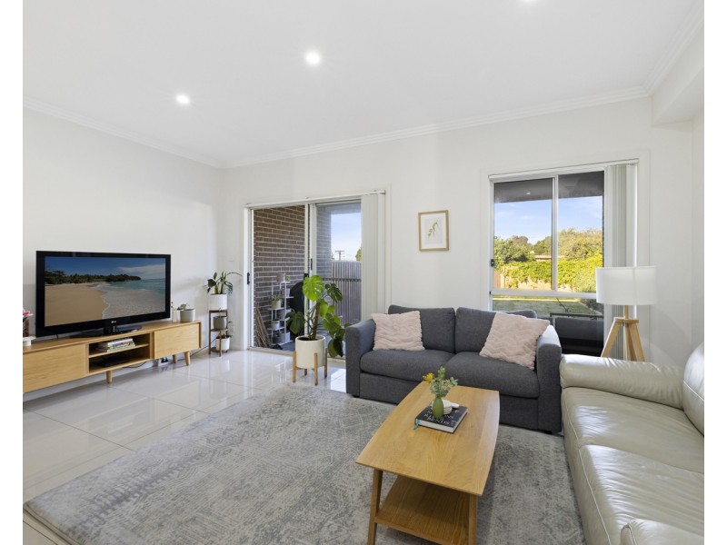 14b Brain Avenue, Lurnea NSW 2170
