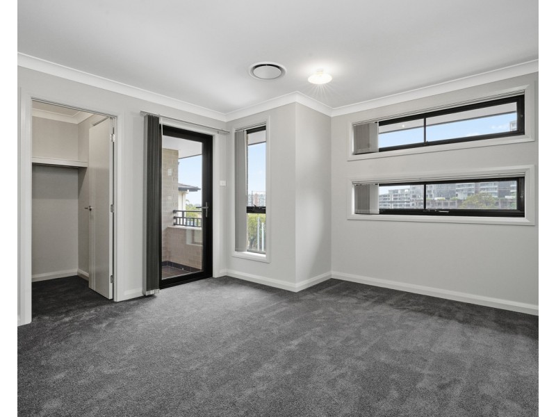 11A McGowen Crescent, Liverpool NSW 2170