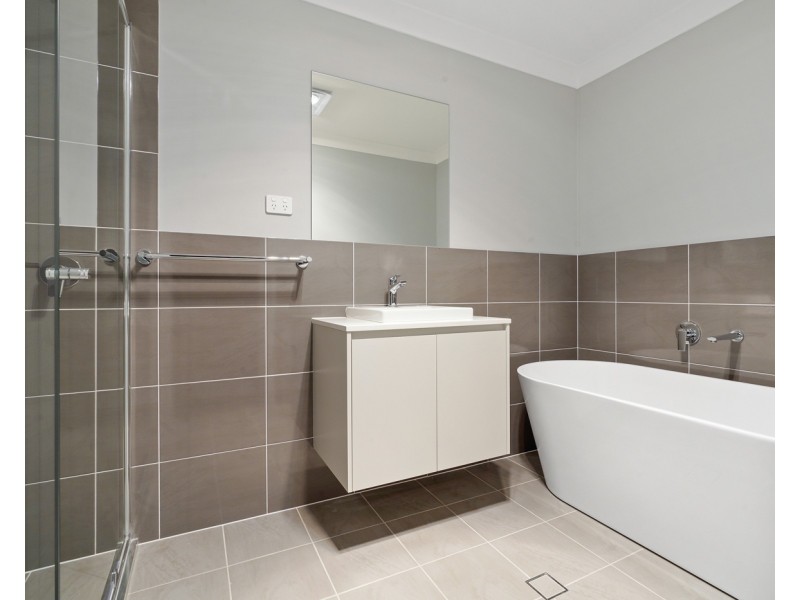 11A McGowen Crescent, Liverpool NSW 2170
