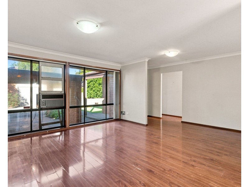 4/25 Goodenough Street, Glenfield NSW 2167