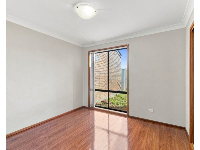 4/25 Goodenough Street, Glenfield NSW 2167
