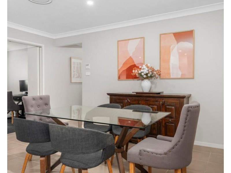5a Cusack Avenue, Casula NSW 2170