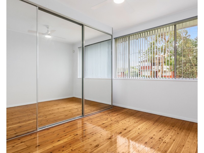 21 Weir Crescent, Lurnea NSW 2170