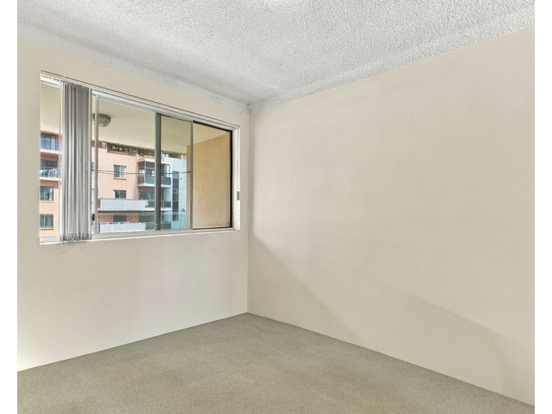 8/15 George Street, Liverpool NSW 2170