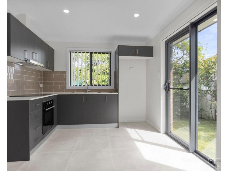 11a Hitter Avenue, Casula NSW 2170