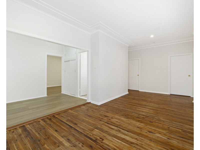 62 Moorebank Avenue, Moorebank NSW 2170