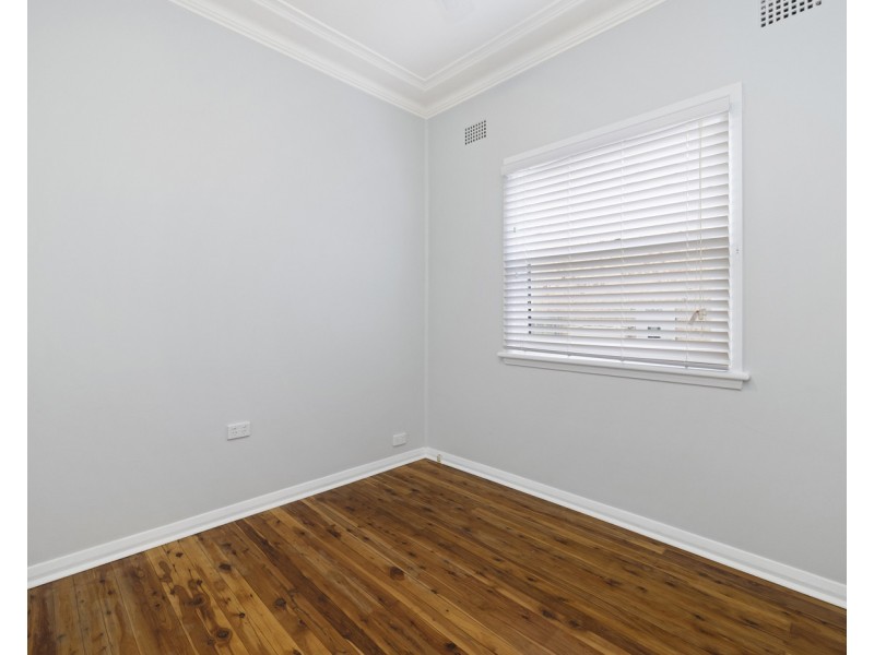 62 Moorebank Avenue, Moorebank NSW 2170
