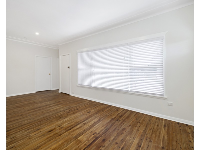 62 Moorebank Avenue, Moorebank NSW 2170