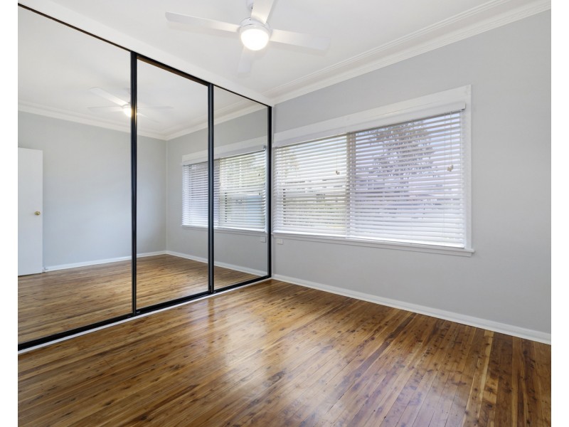 62 Moorebank Avenue, Moorebank NSW 2170