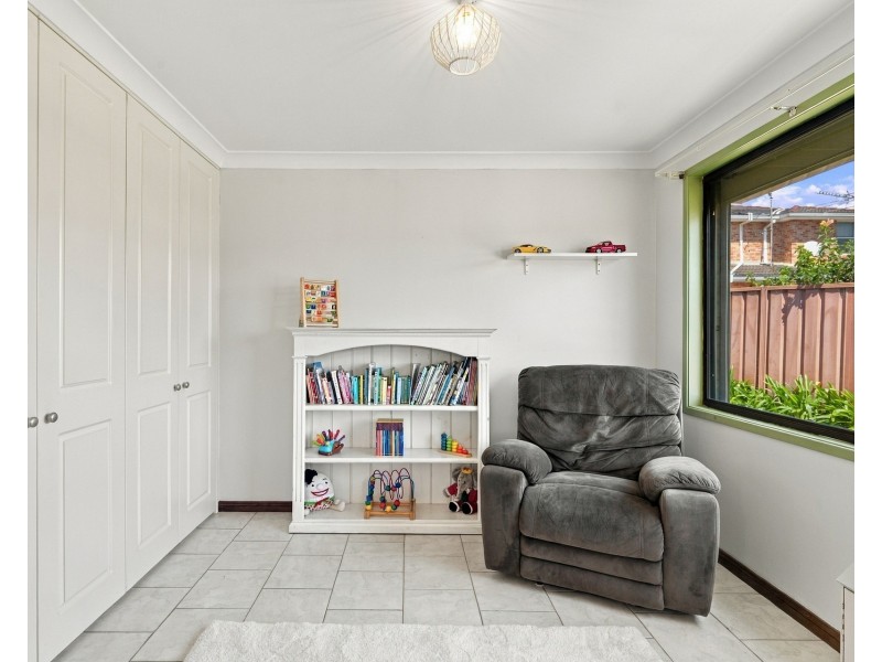 4 Jockey Close, Casula NSW 2170