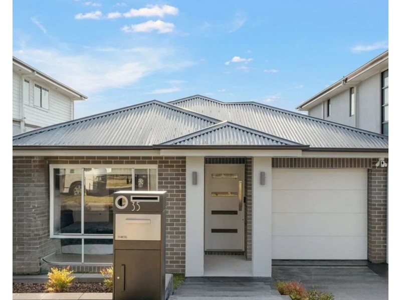 35 Pimelea Avenue, Denham Court NSW 2565