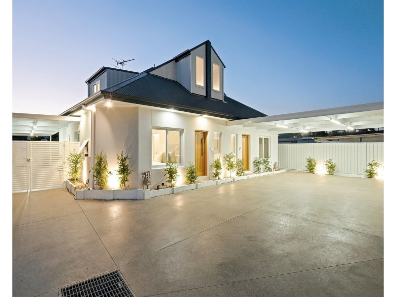 4/4 Glenwari Street, Sadleir NSW 2168