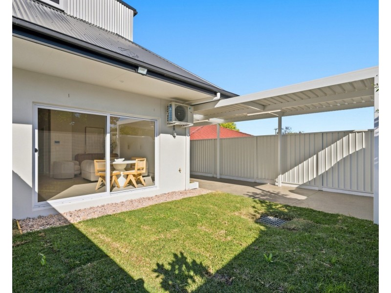 4/4 Glenwari Street, Sadleir NSW 2168